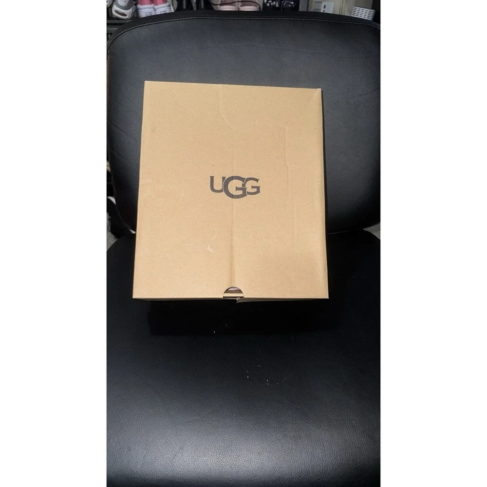 UGG Unisex-Child Bailey‎ Bow li Boot, Radish, 5Little